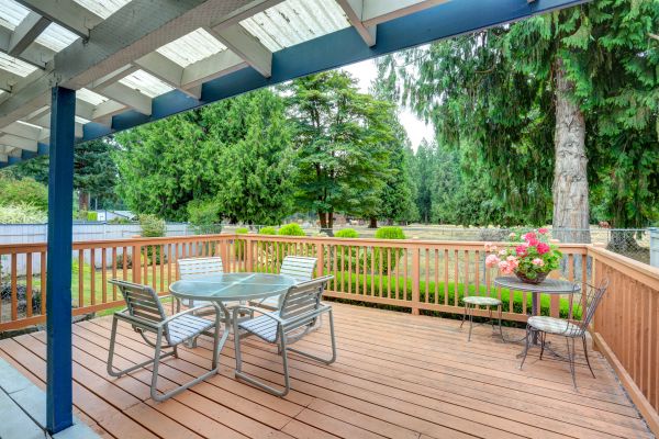 Cost of Deck Carpentry Service in Folsom